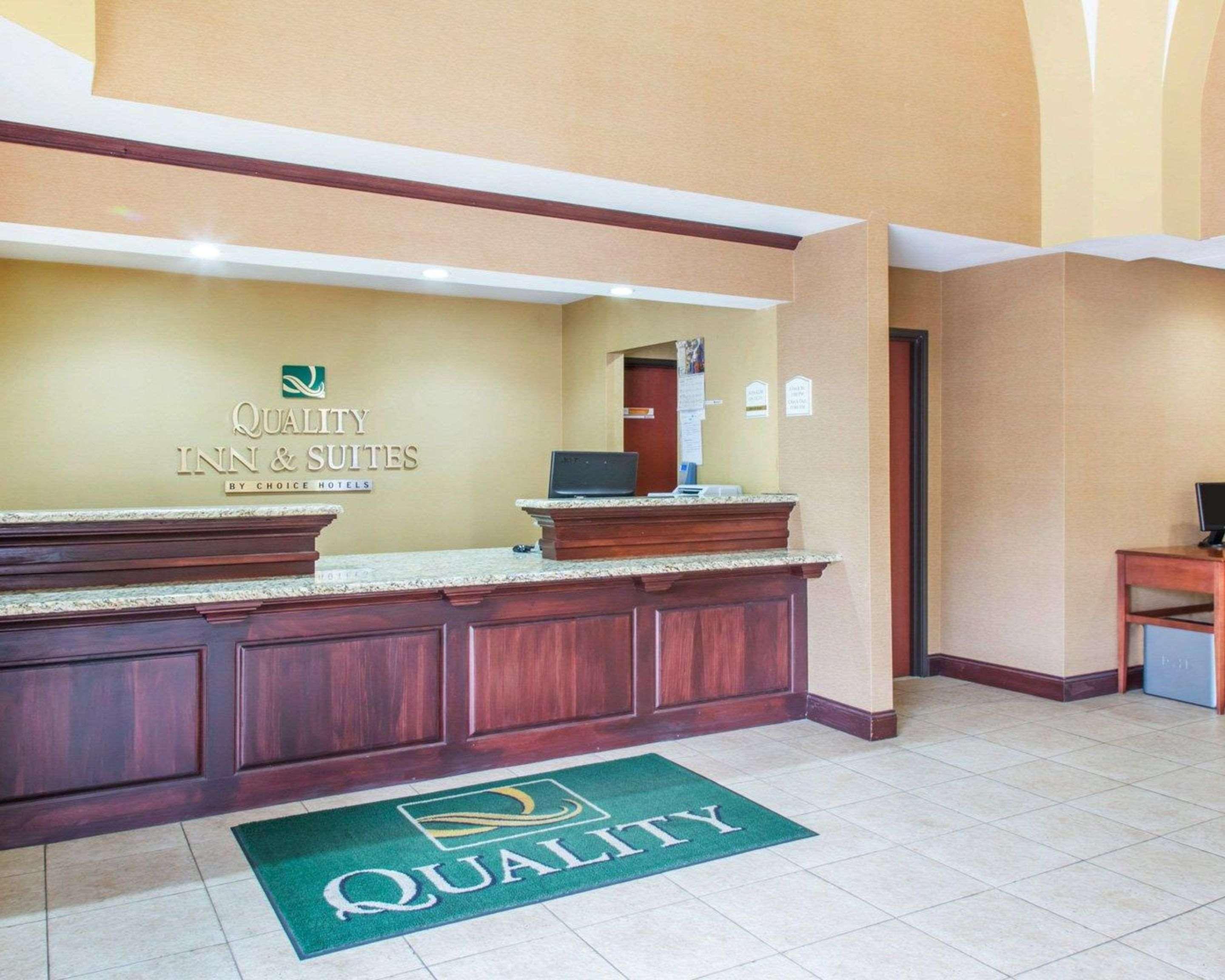Quality Inn & Suites Meriden Εξωτερικό φωτογραφία